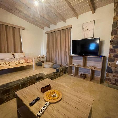 Kenny'S Villa ماستيخاري المظهر الخارجي الصورة